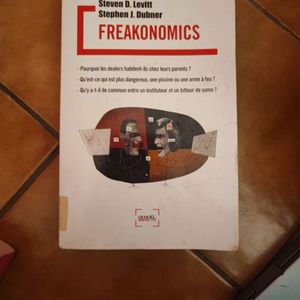 Livre economics Freakonomics 