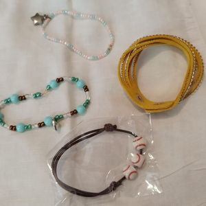Lot 4 bracelets fantaisie 