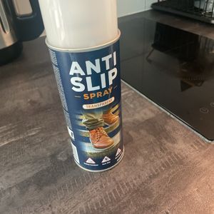Spray anti slip