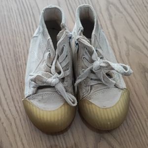 Chaussures enfant 22