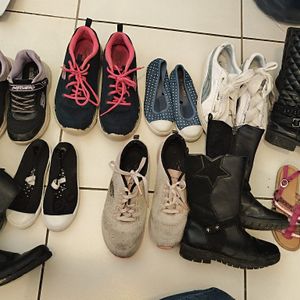 Lot chaussures enfants/femme