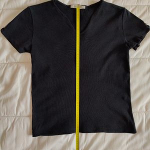 Tee-shirt noir coll V, femme, taille 1