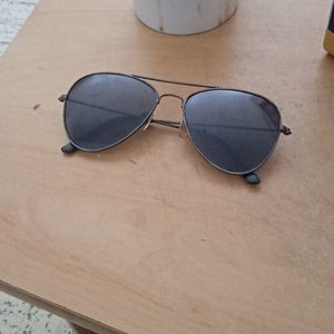 lunettes de soleil style rebanne 