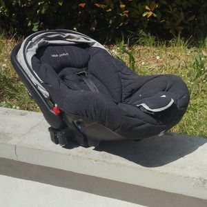 Siège auto bébé confort  jusqu'au 13 kg
