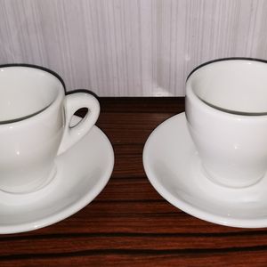 2 tasses à café 2 sous tasses 