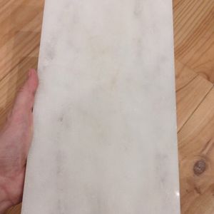 Petite plaque de découpe en marbre 