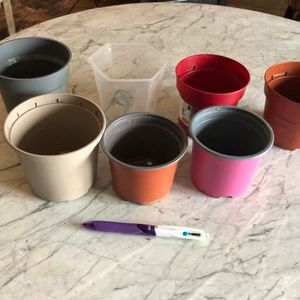 7 petits pots pour plantes 