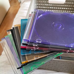 boitiers colorés de cd