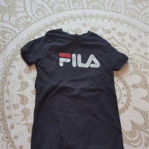 T shirt ( Fila ) 