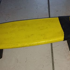 Skate jaune