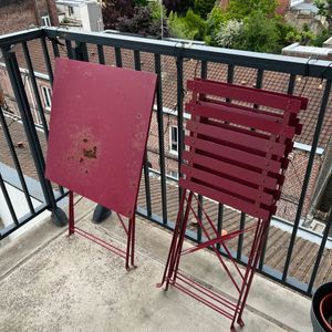 Table de balcon + 2 chaises