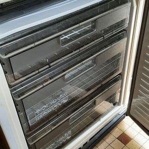 Combine refrigerateur (ok) congelateur à reparer