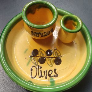 Assiette pour olives 