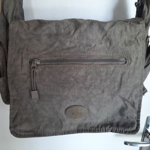 sac beige multipoches