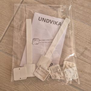 Sécurité enfant pour meubles (UNDVIKA-IKEA)