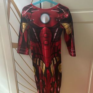 Costume Ironman taille 3/4 ans 