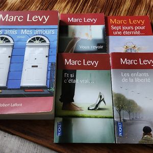 5 livres de M Levy
