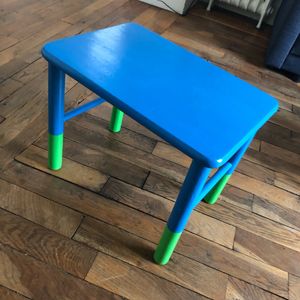 Petite table bleue 