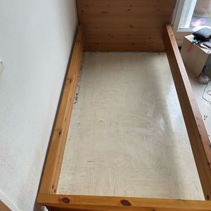 Cadre de lit bois 