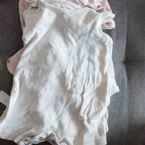 Vêtement de bébé 