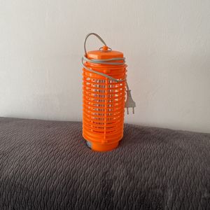 Lampe anti moustique 
