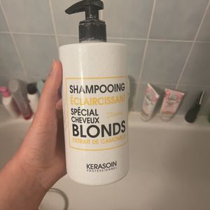 Shampooing pour cheveux blonds 
