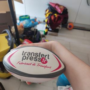 Petit ballon de rugby