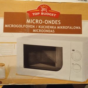 Micro-ondes neuf😃(étudiant en priorité)