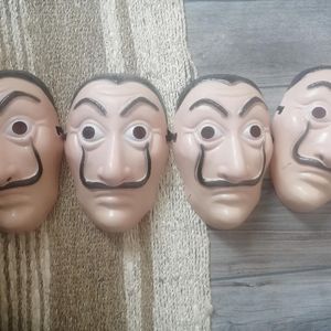 Lot de 4 masques casa del papel