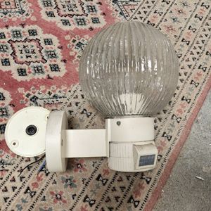 Lampe extérieure avec détecteur orientable