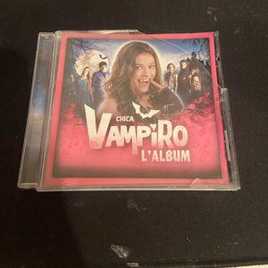 CD chica vampiro