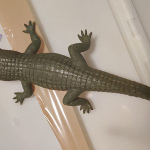 Crocodile en plastique 
