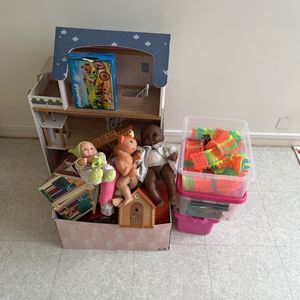 Maison poupée, jouets divers 