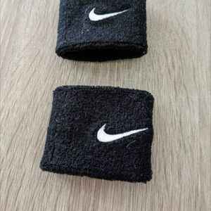Poignet éponge Nike