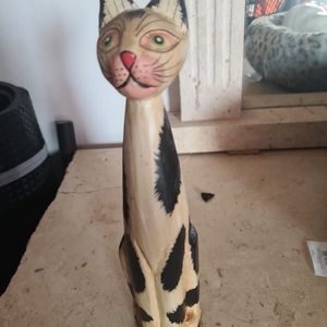 Chat tigré en bois 25cm
