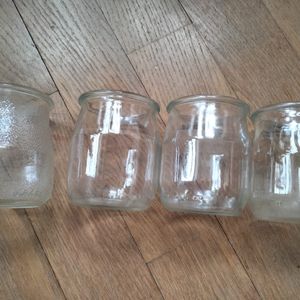 4 pots en verre 