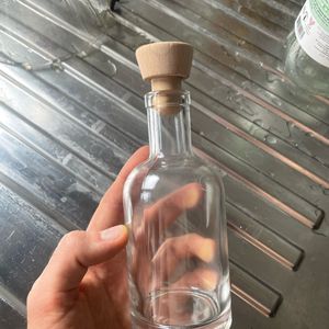 Petite bouteille en verre