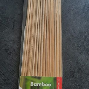 Piques Brochettes En Bambou.