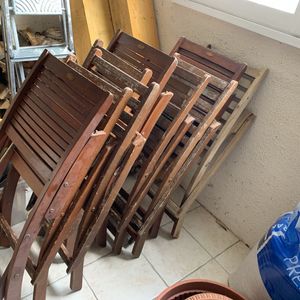 Chaises de jardin en bois
