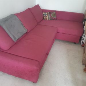 Donne canapé-lit rose Ikea avec méridienne 