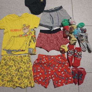 Pyjamas, slips, chaussettes, garçon 4-5 ans