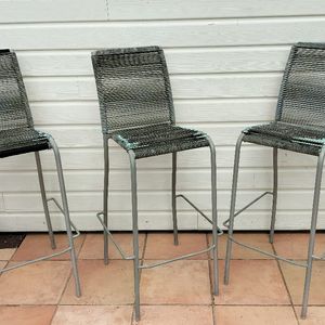 3 chaises hautes de bar 