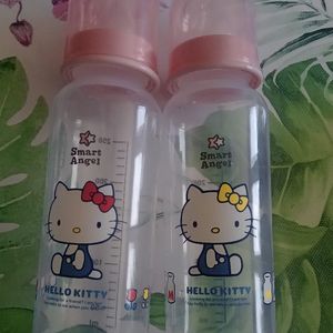 2 biberons Hello Kitty 250ml