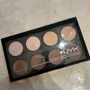 Palette contouring/highlighters