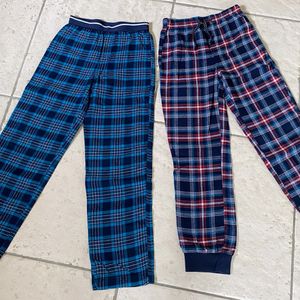 2 pantalons de pyjama 8-10 ans