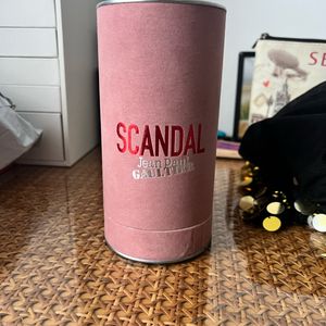 Faux parfum scandale 