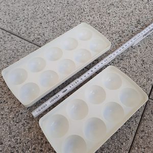 Boîtes à œufs en plastique