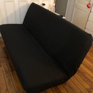 Canapé lit housse noire + 2 coussins noirs