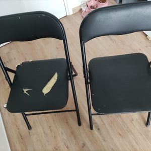 2 chaises 