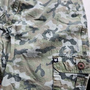 Pantalon cargo camouflage L